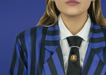 Cinereplicas.fr : Pourquoi les Fans Optent pour Cette Boutique en Ligne pour leurs Produits Dérivés