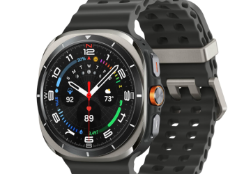 Performance and Endurance in Modern Wearable Technology