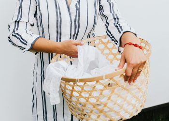 Cestini Pieghevoli per il Bucato in Case Compatte